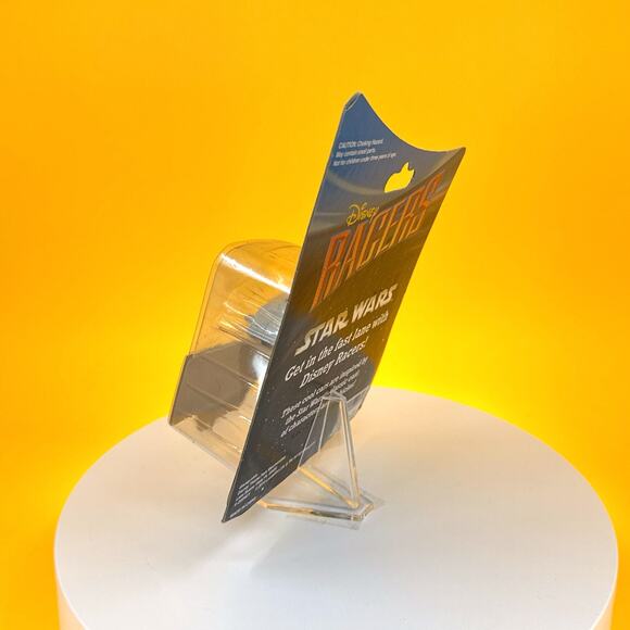 Disney Racers Star Wars R2-D2 Die-Cast Car 1/64 Scale - Picture 12 of 17